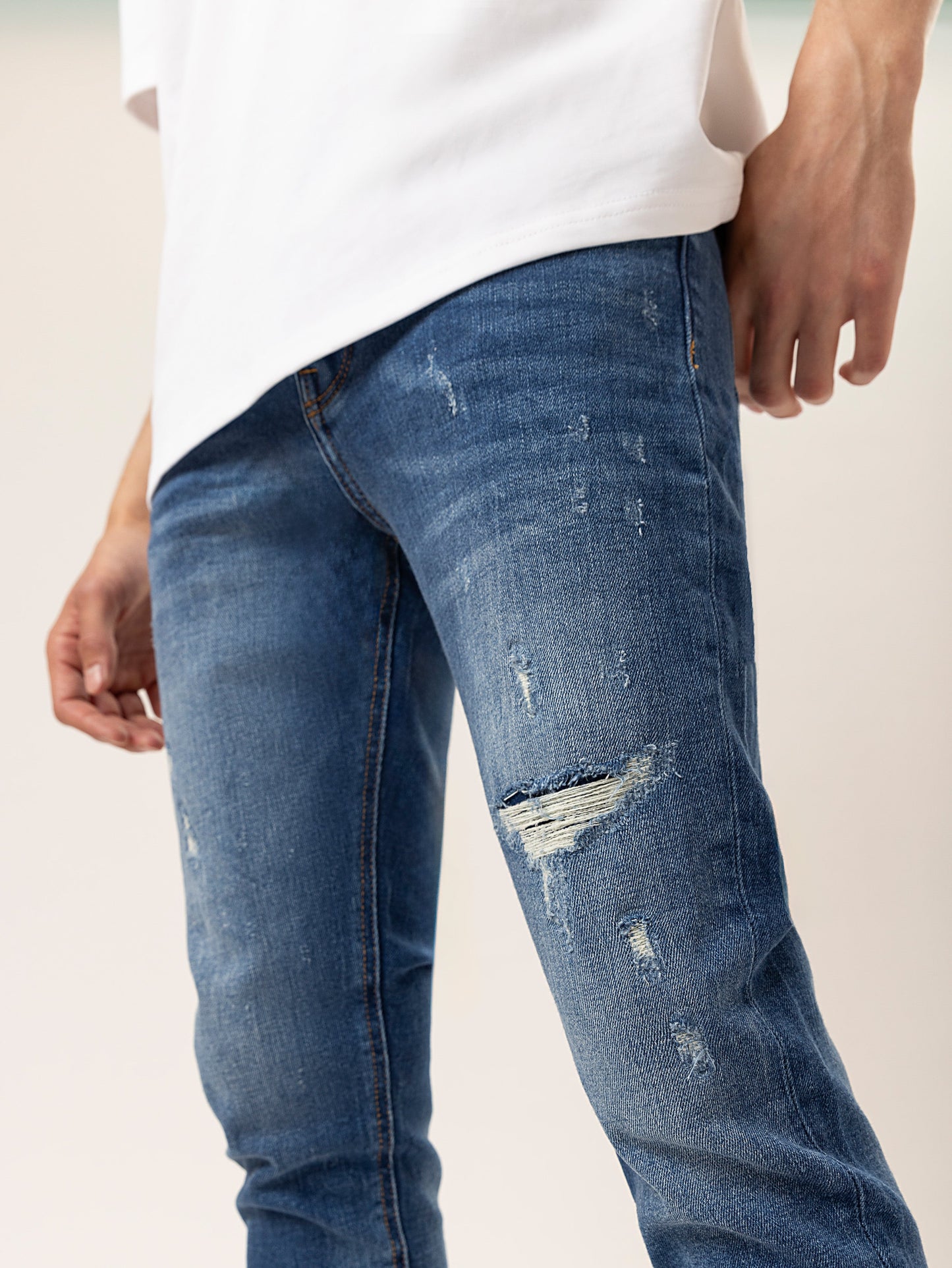 FASHION JEANS