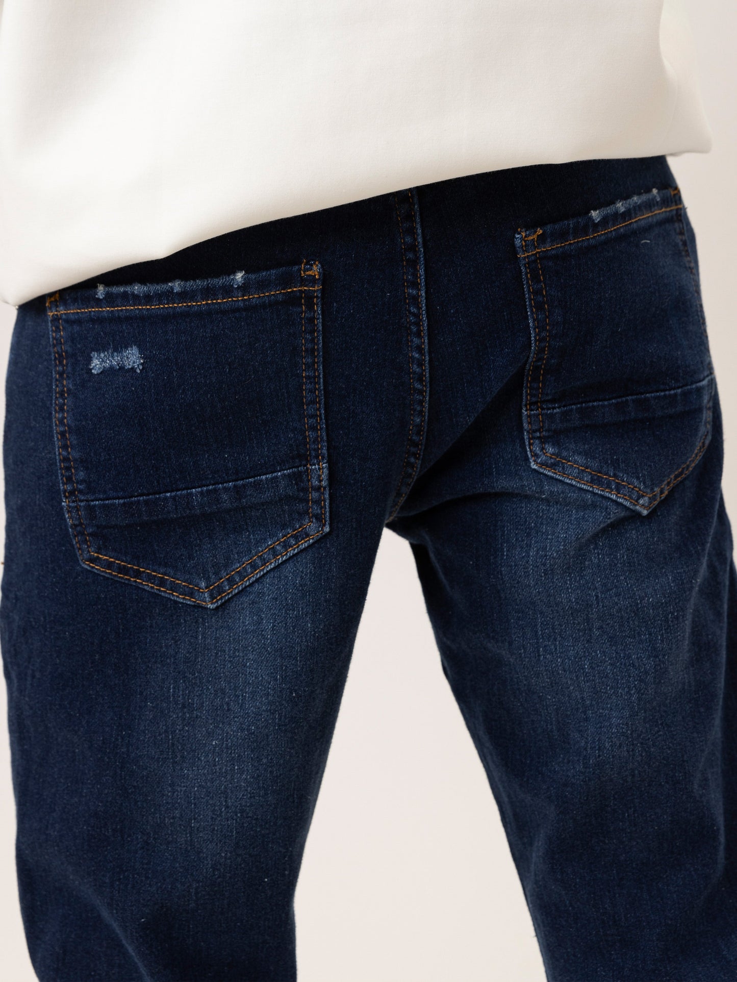 SLIM FIT JEANS