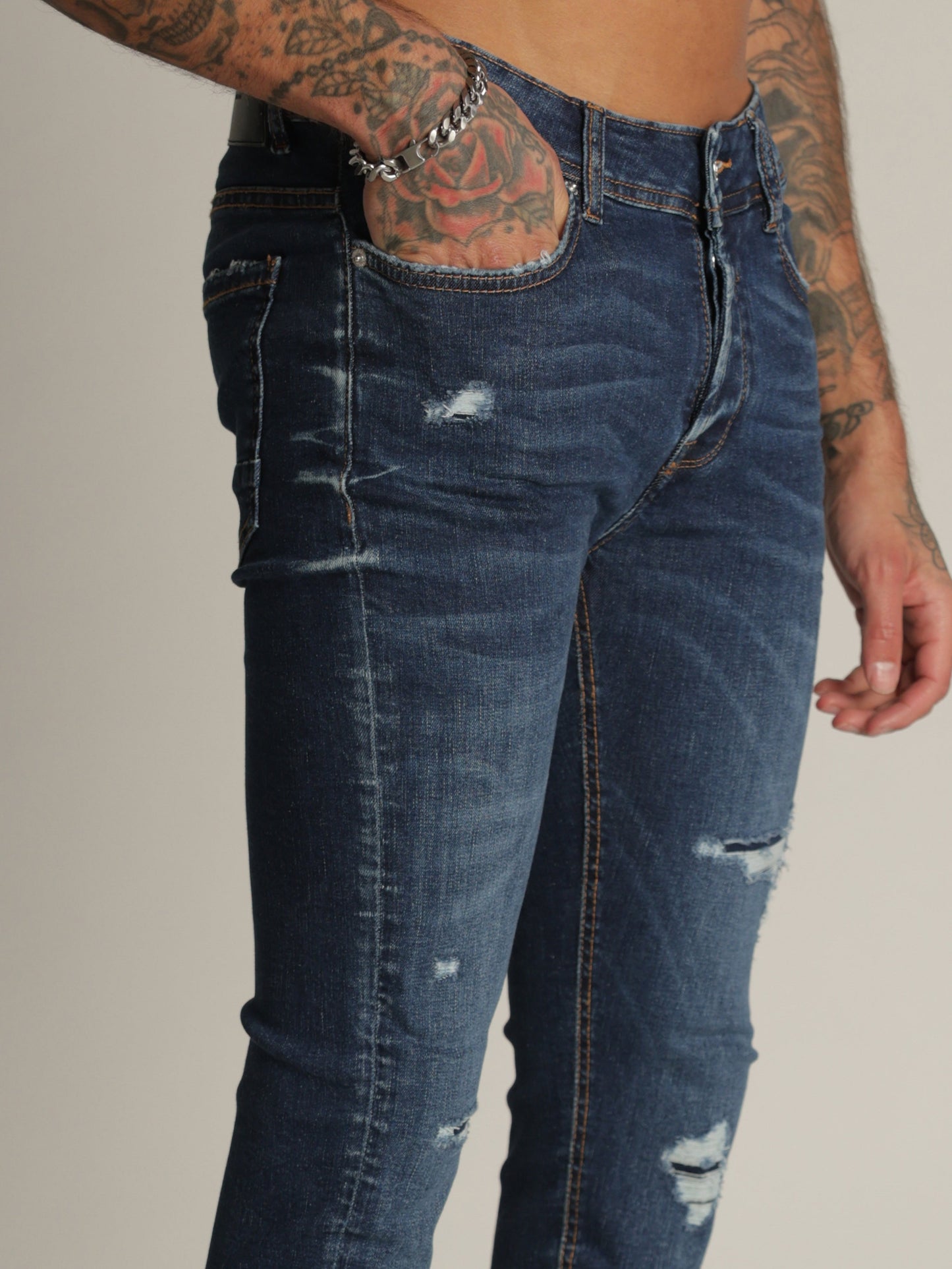 FASHION JEANS