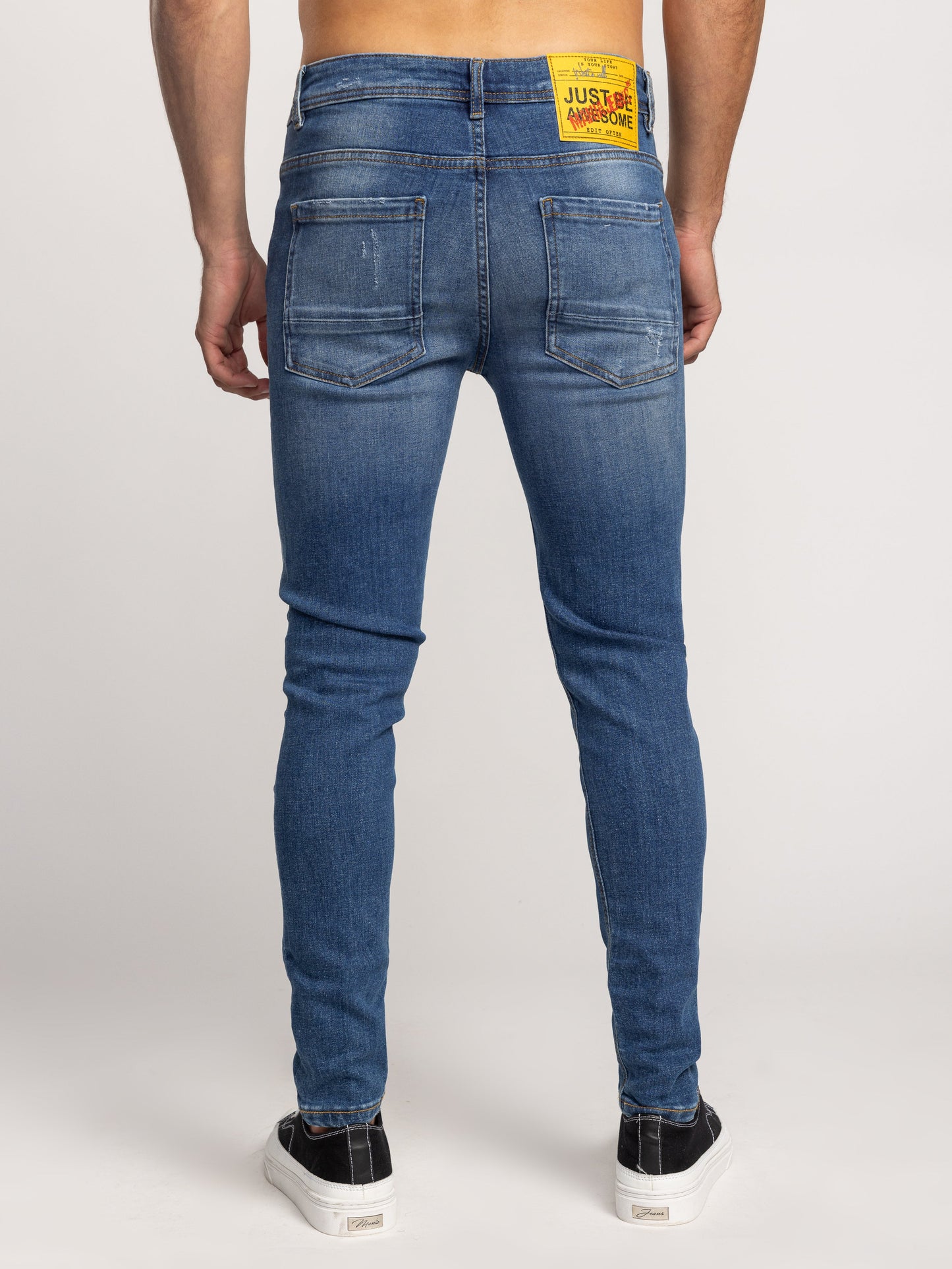 FASHION JEANS