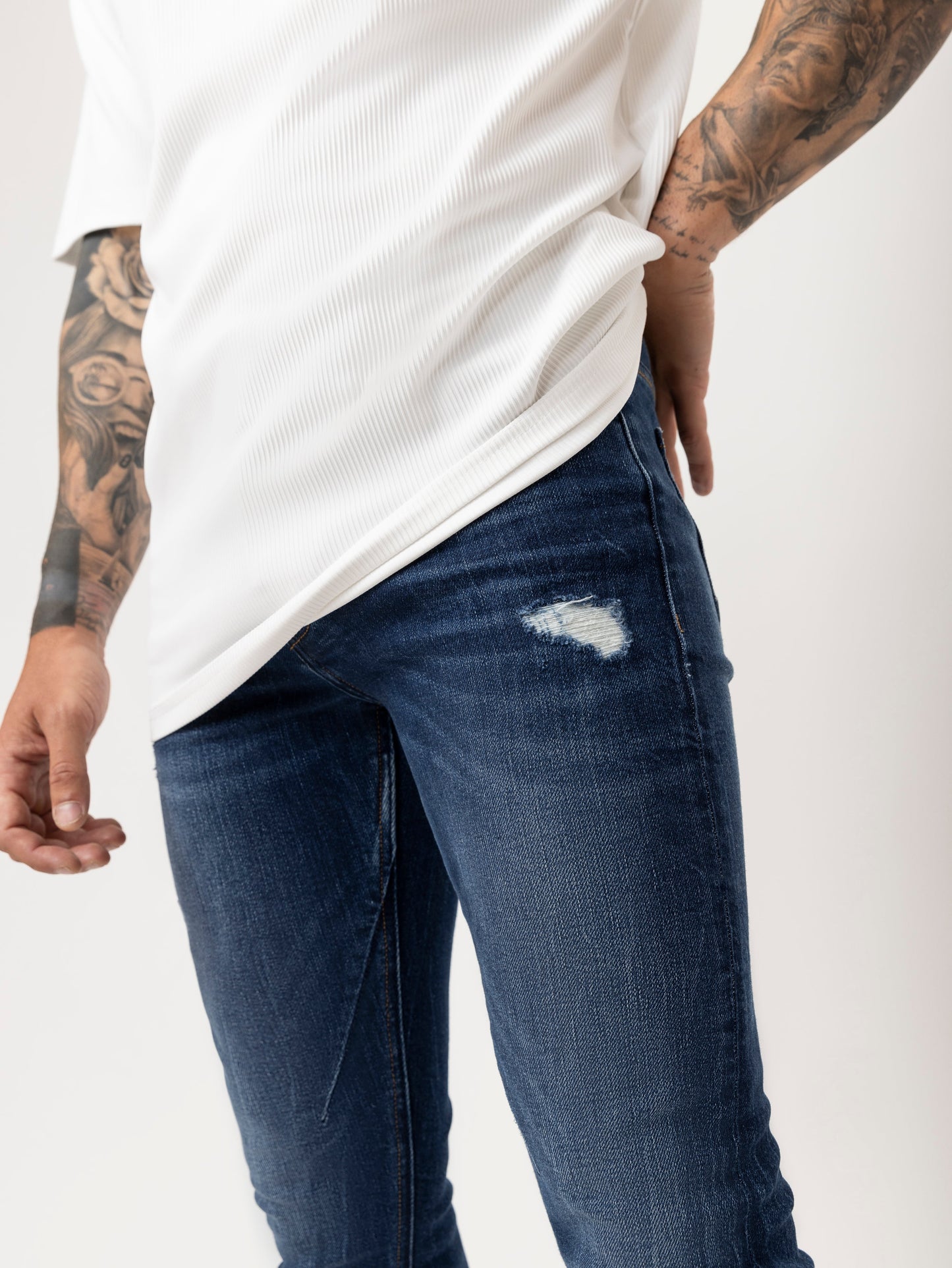 FASHION JEANS