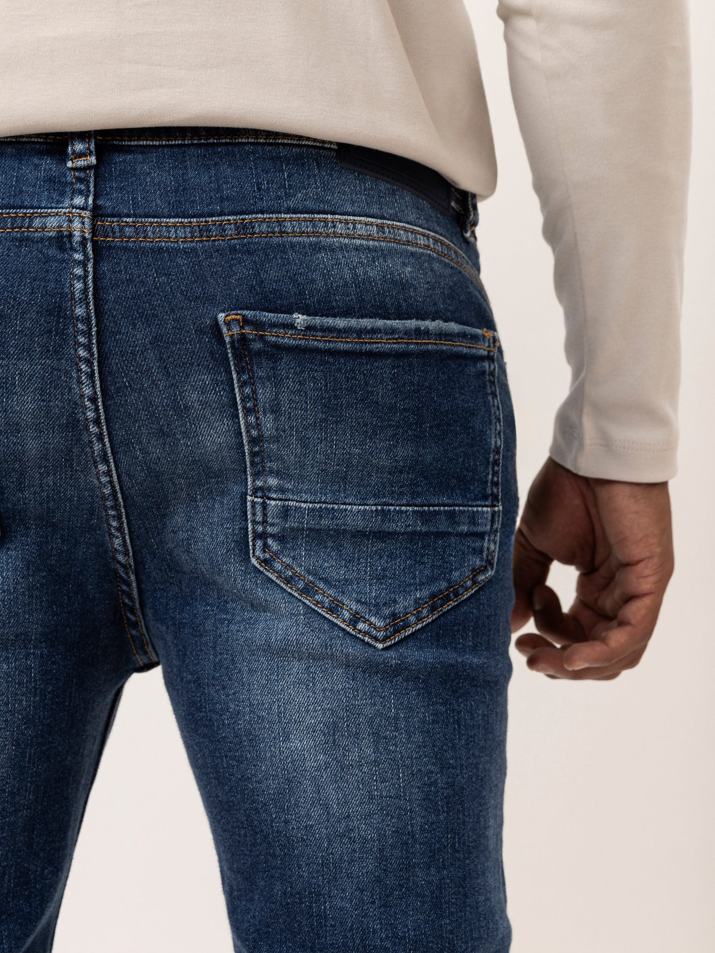 FASHION JEANS