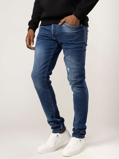 SLIM FIT JEANS