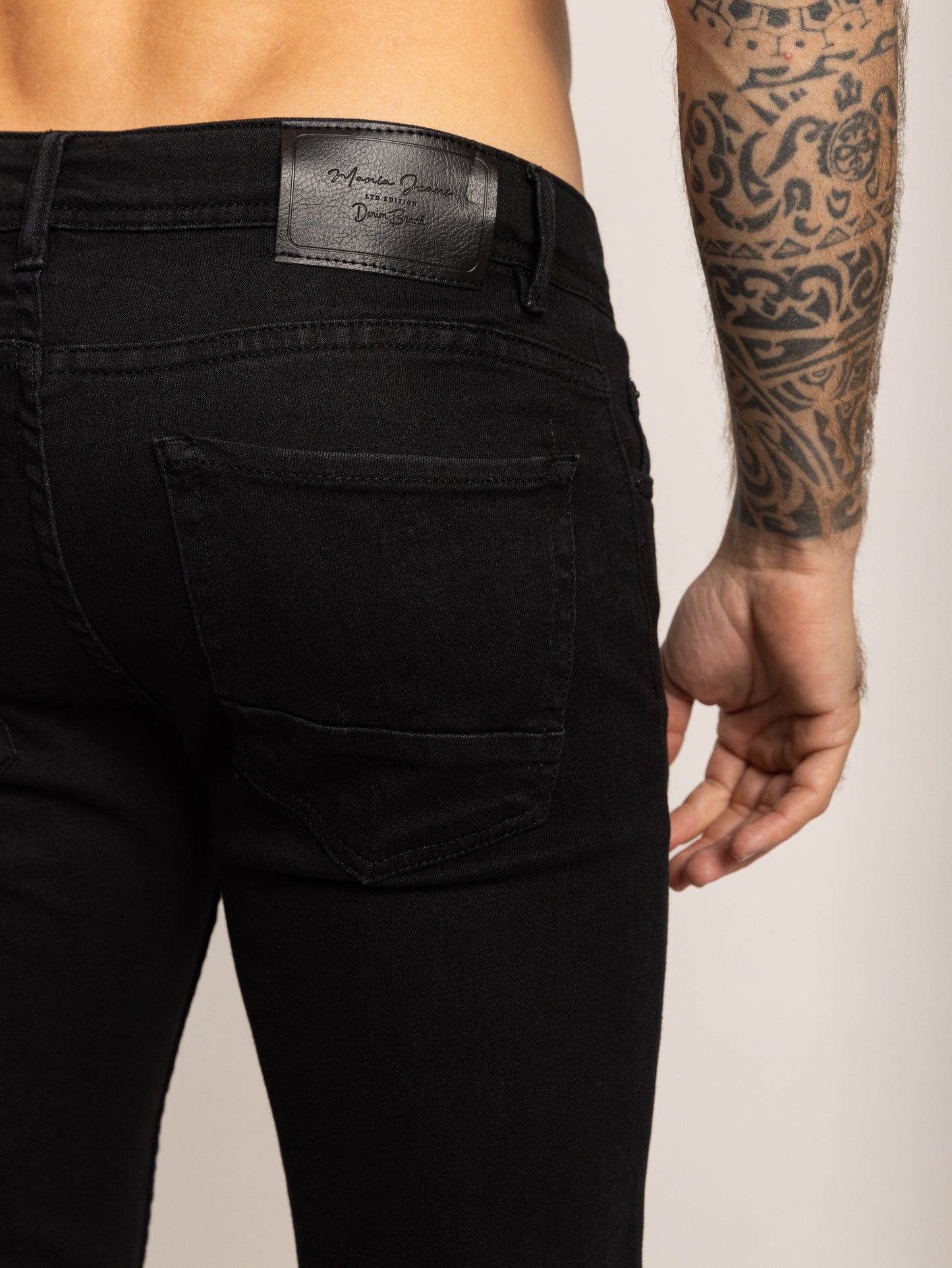 FASHION JEANS