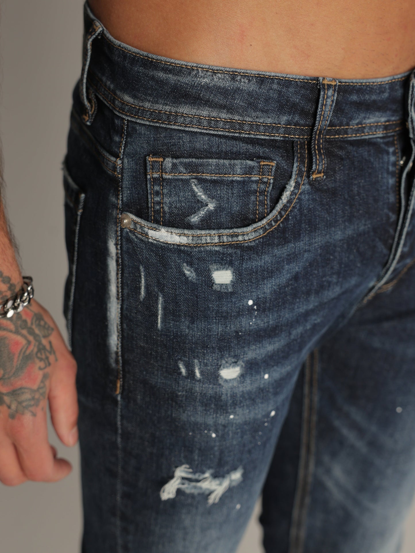 FASHION JEANS