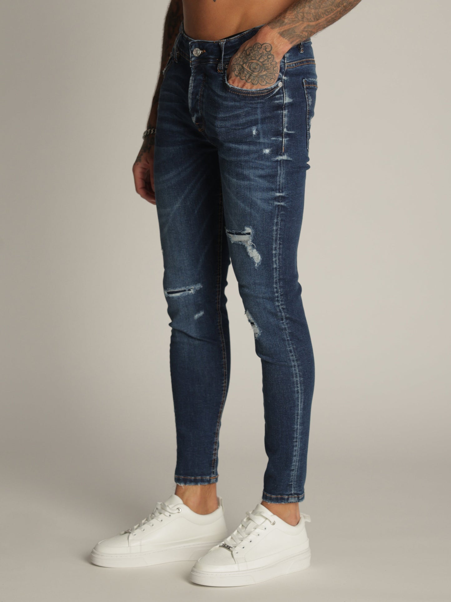 FASHION JEANS