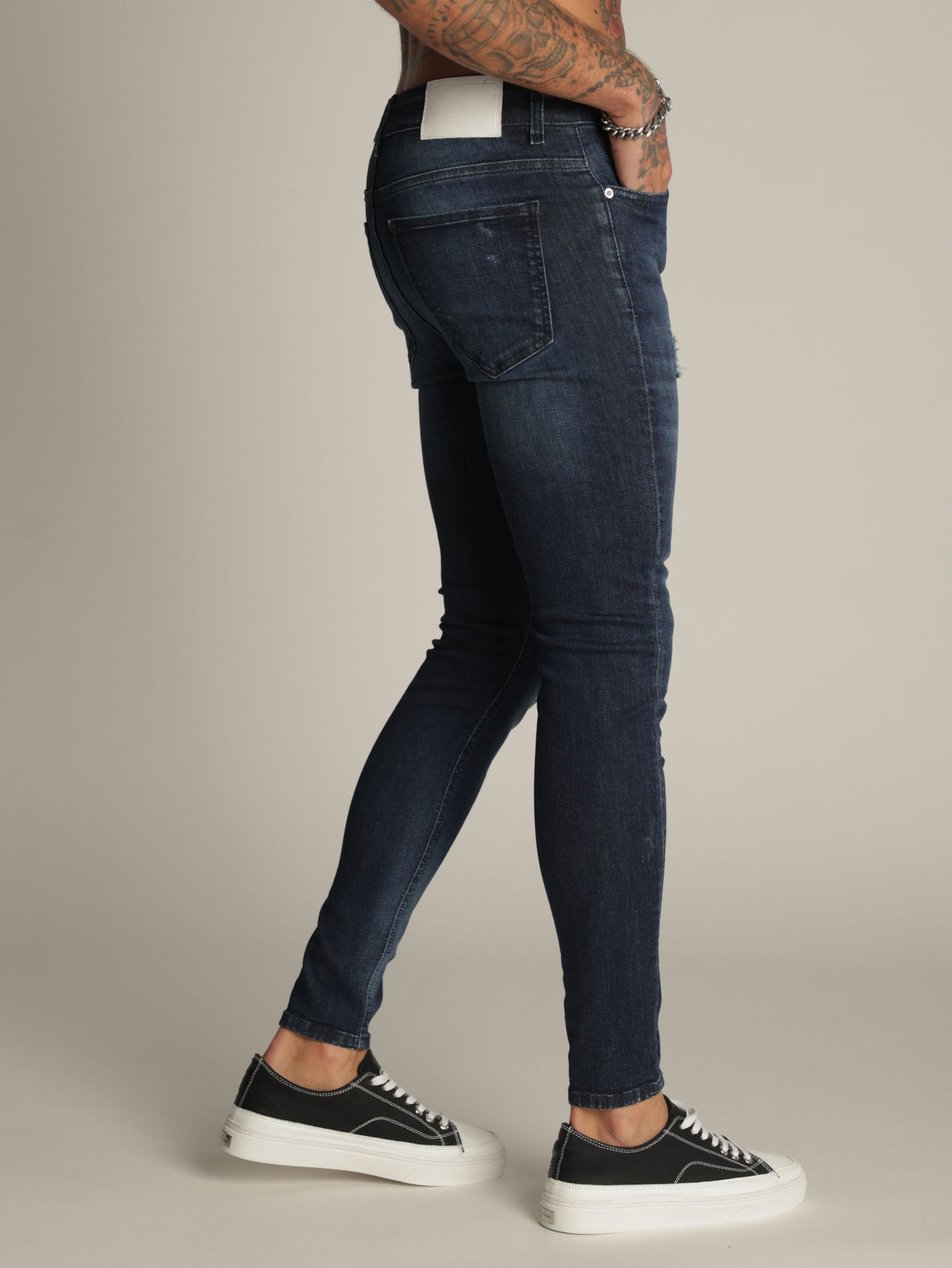 FASHION JEANS