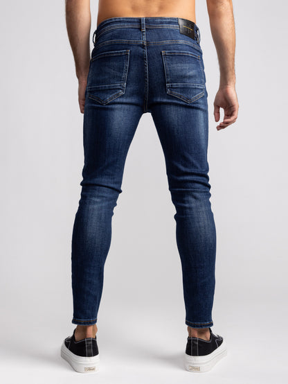 BASIC JEANS