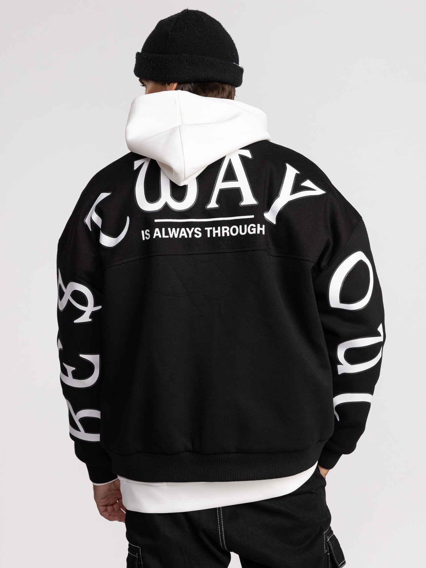 BOMBER JACKET