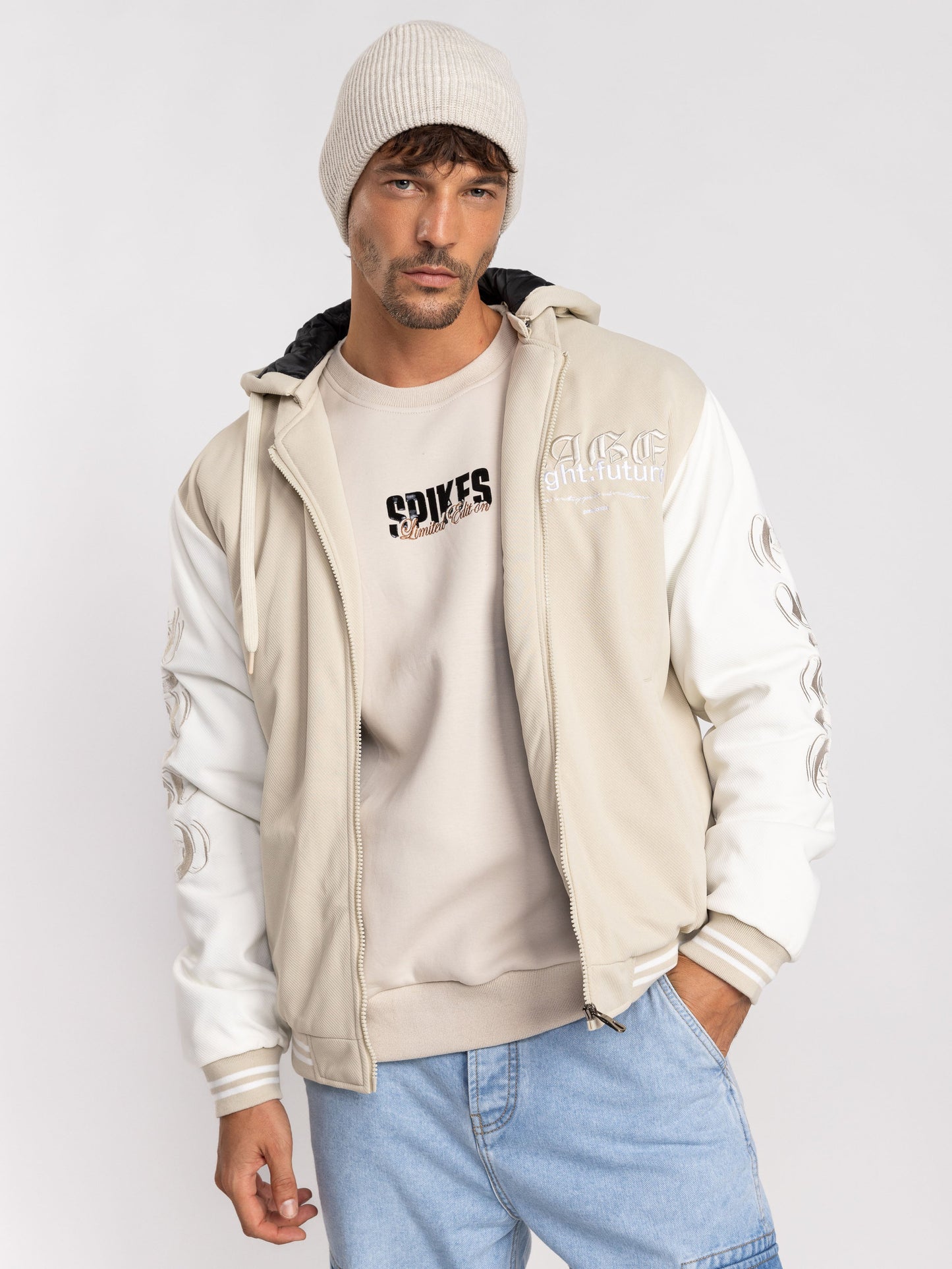 BOMBER JACKET