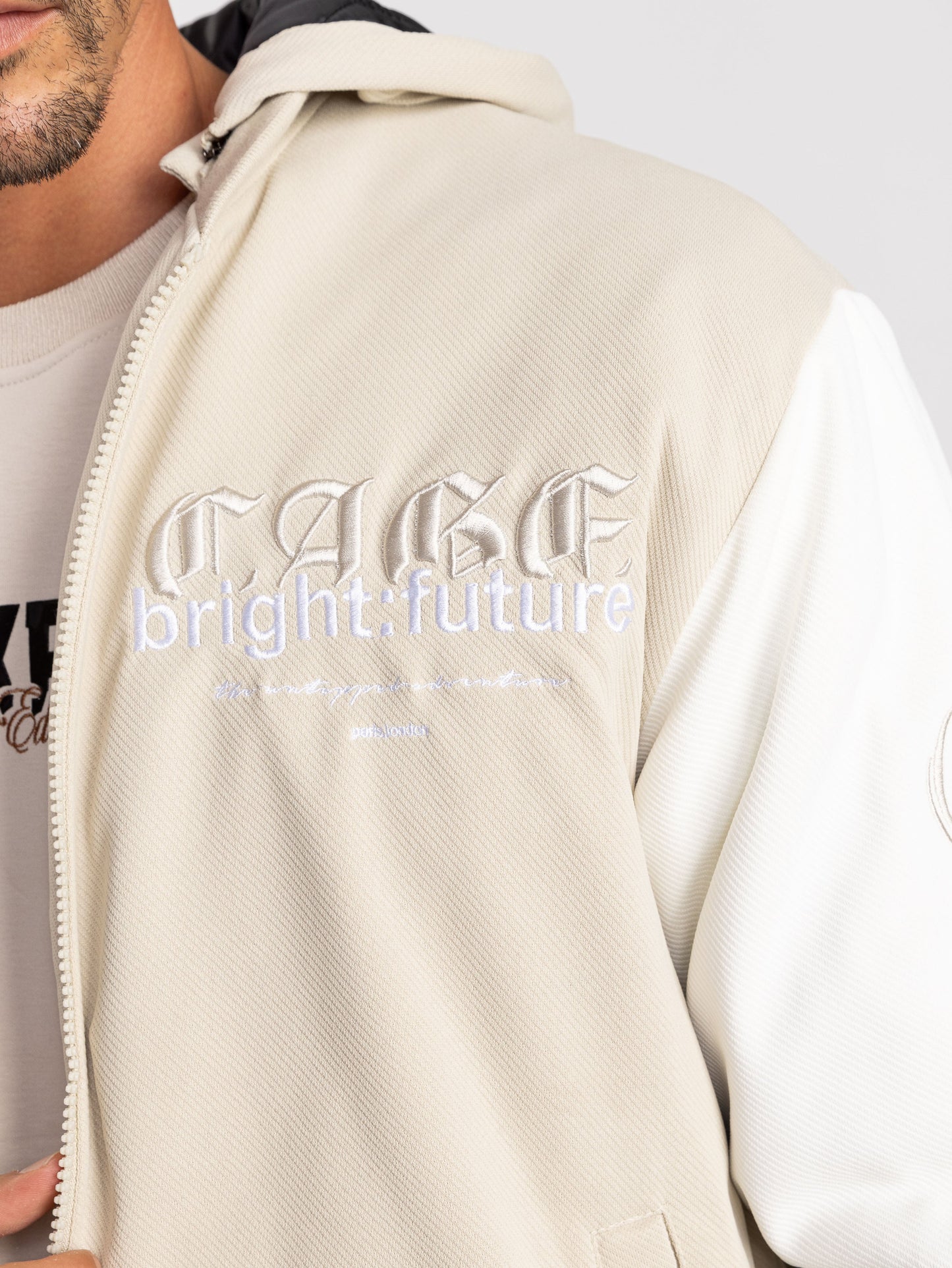BOMBER JACKET