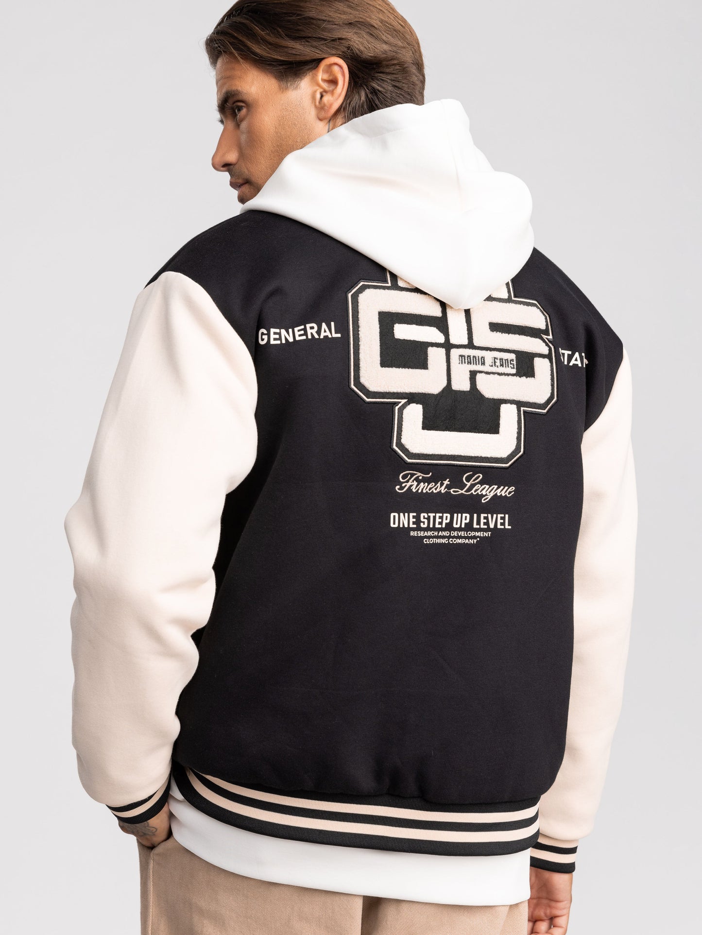 BOMBER JACKET