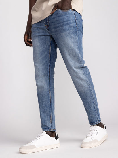 BASIC JEANS