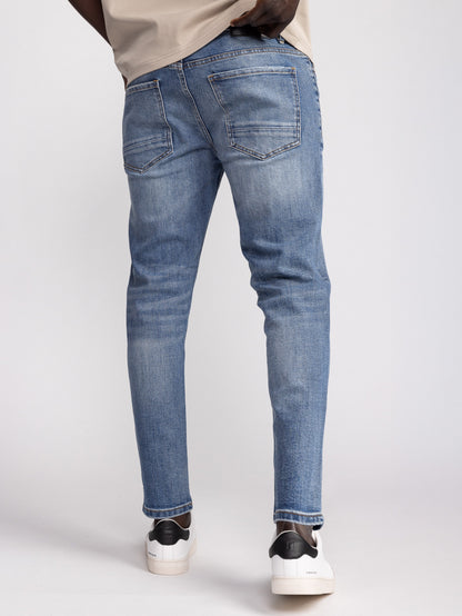 BASIC JEANS