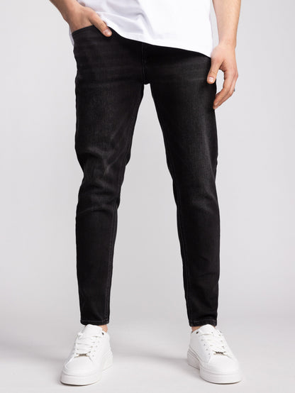 BASIC JEANS
