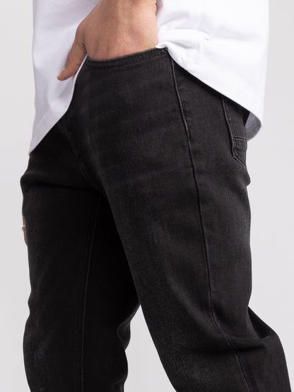 BASIC JEANS