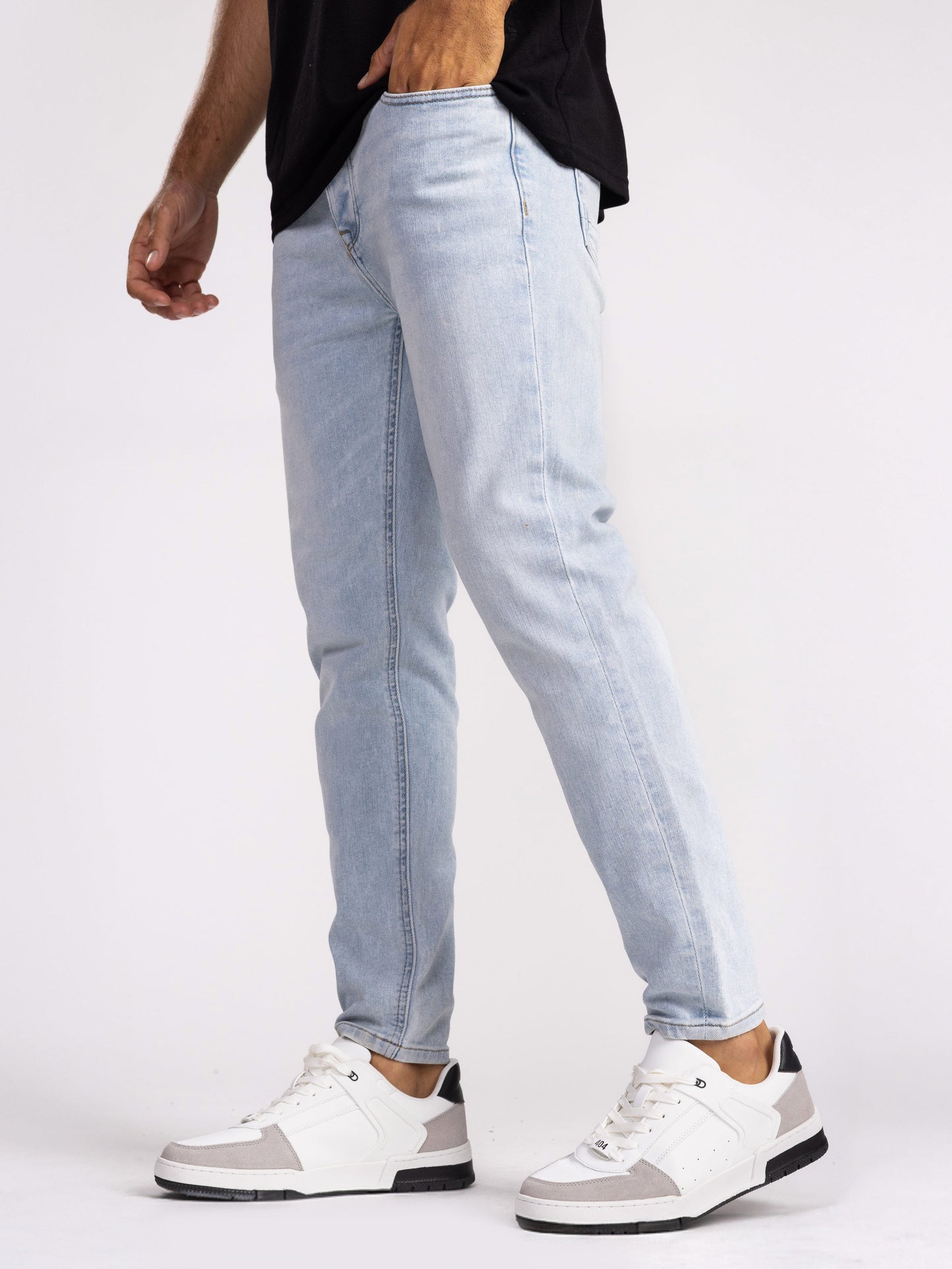 BASIC JEANS