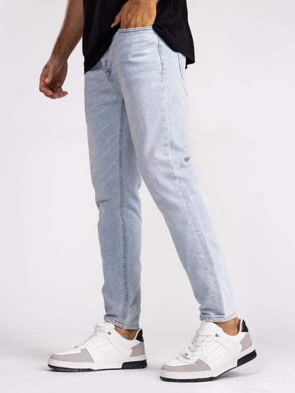 BASIC JEANS